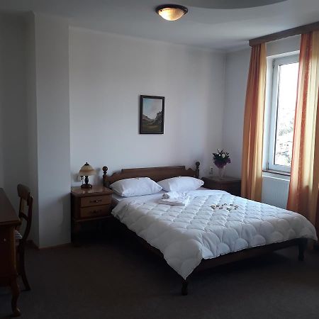 Hotel Cetojevic 巴尼西卢卡 外观 照片