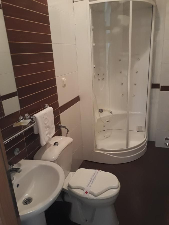 Hotel Cetojevic 巴尼西卢卡 外观 照片