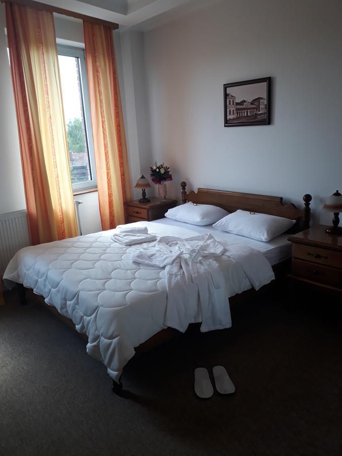 Hotel Cetojevic 巴尼西卢卡 外观 照片