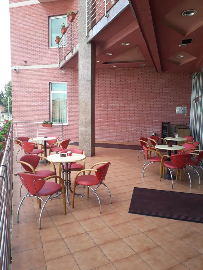 Hotel Cetojevic 巴尼西卢卡 外观 照片