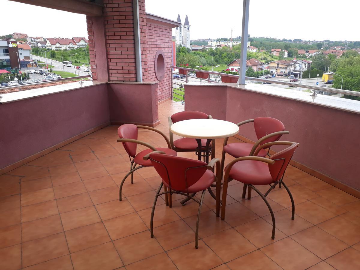 Hotel Cetojevic 巴尼西卢卡 外观 照片